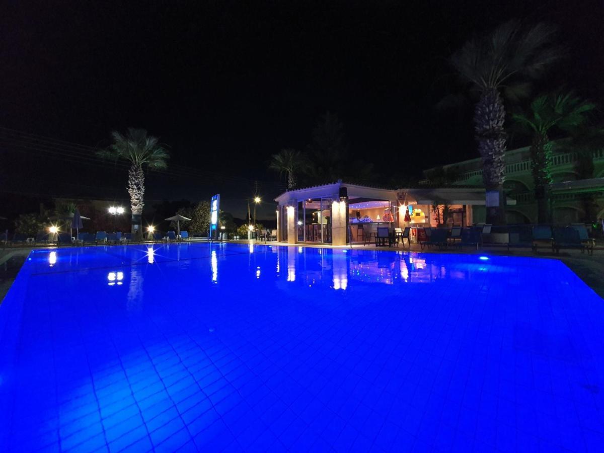 Vivian Hotel Laganas Bagian luar foto