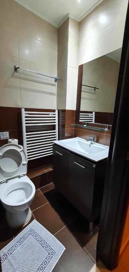 Vivian Hotel Laganas Bagian luar foto