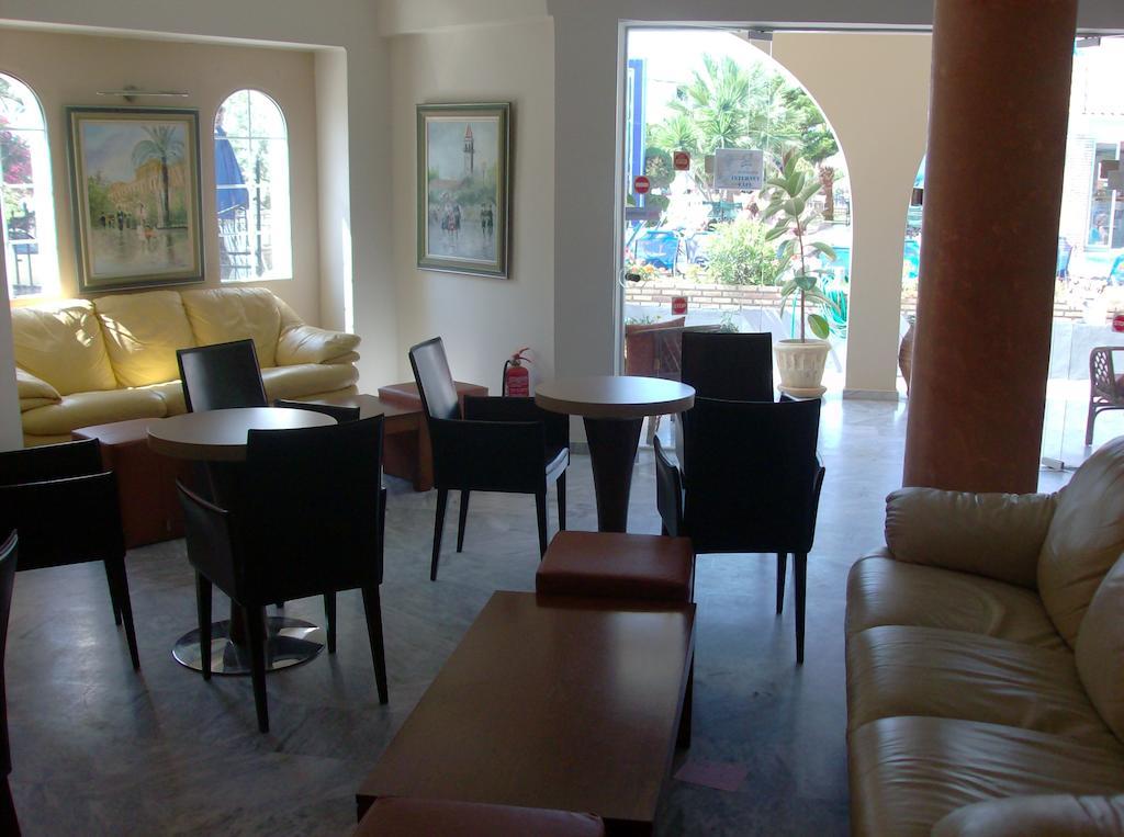 Vivian Hotel Laganas Bagian luar foto